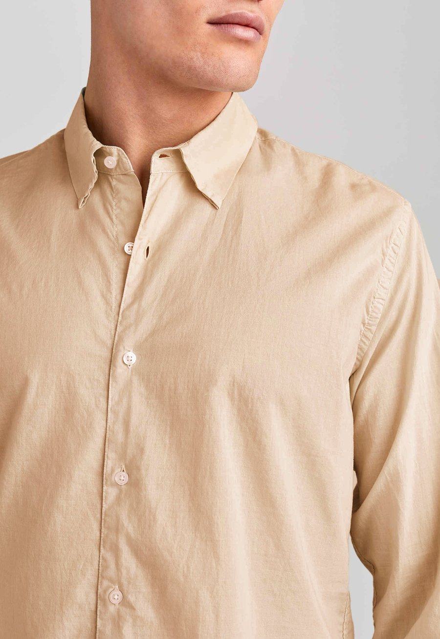 Jac + Jack Folded Collar Shirt